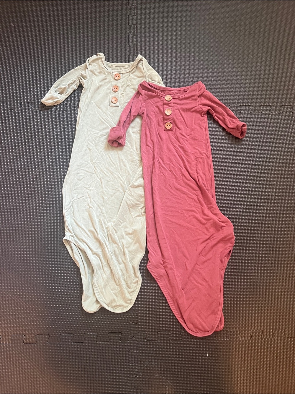 Caden Lane EUC Set of 2 Baby Sleep Gowns - Red and Green Bamboo